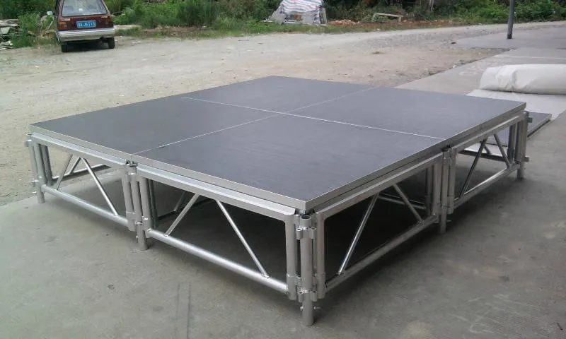 Aluminum Interlocking Stage